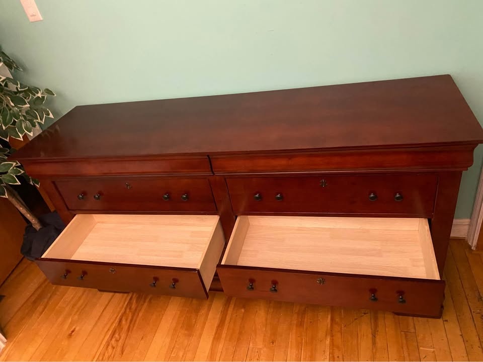 FREE DELIVERY: Mahogany Dresser $270 (HRM) - photo 4