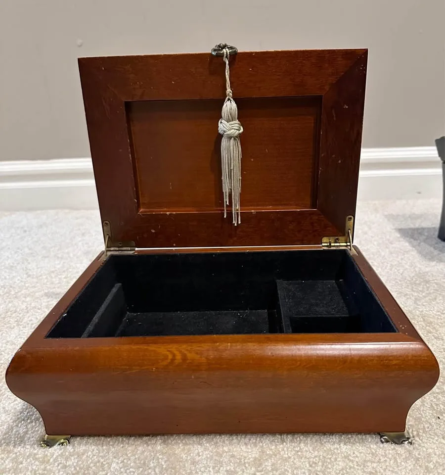 Jewelry and Decorative Box Bundle image indicator(3)