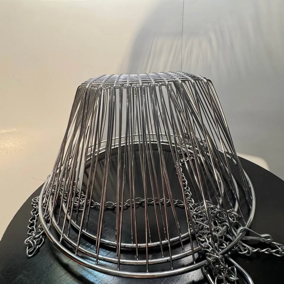 BRAND NEW - never used Metal 2 tier hanging basket image indicator(5)