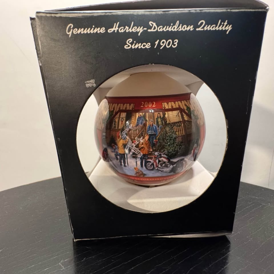 in ORIGINAL BOX Vintage 2002 Harley-Davidson Ornament - photo 2