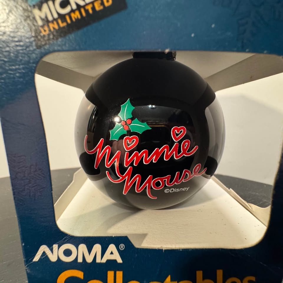 IN ORIGINAL BOX Vintage Minnie Mouse Christmas ornament - photo 3
