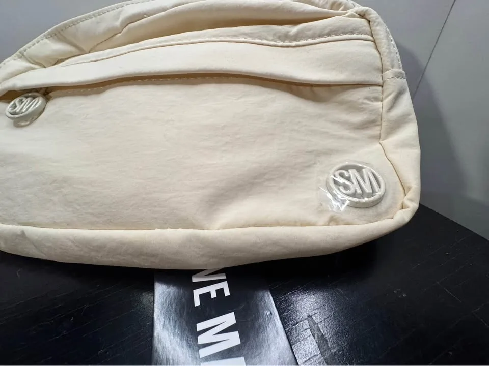 BRAND NEW Activate Nylon Beltbag in cream image indicator(2)