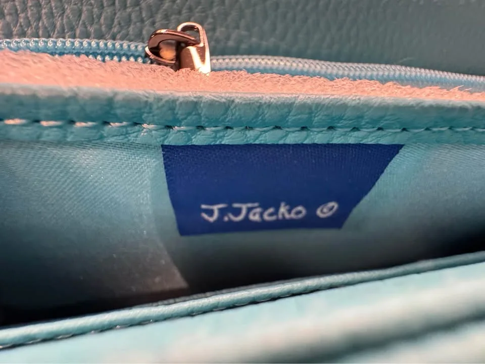 BRAND NEW Medicine Turtle Wallet image indicator(6)