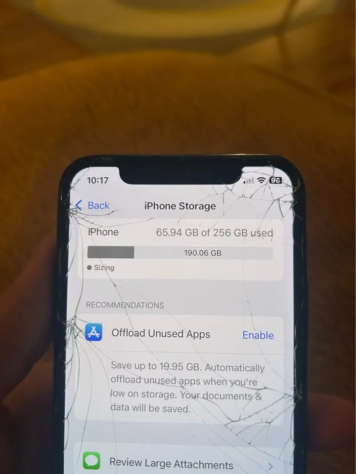 iPhone 11 Pro - 256GB image indicator(3)