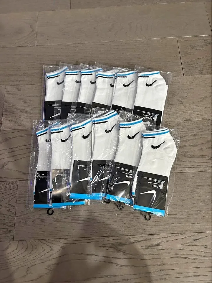 10 Nike socks brand new still packaged