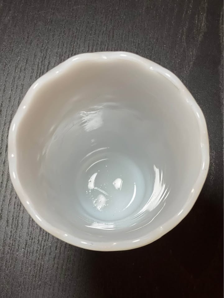 Anchor Hocking Teardrop Vase, Milk Glass, 7" Tall - photo 4