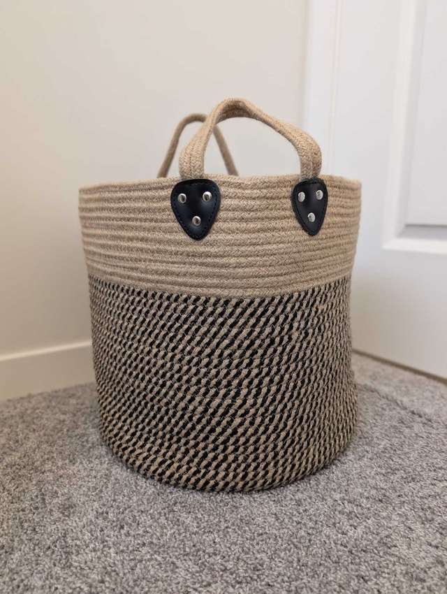 Rope basket 12"x13"