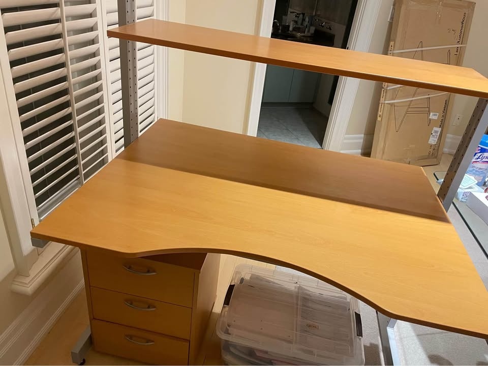 Adjustable Solid Wood Desk - photo 2