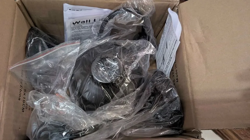 IC INSTANT COACH Wall Sconce Light (New) image indicator(2)