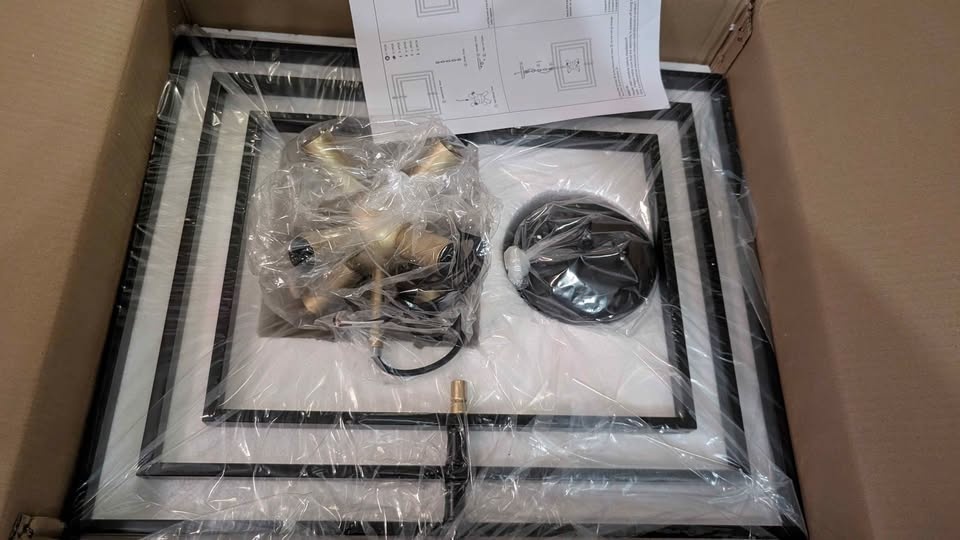 8-Light Sputnik Chandelier - Black/Gold - New in Box - photo 2