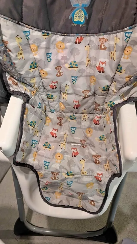 High chair - smoke free pet free house