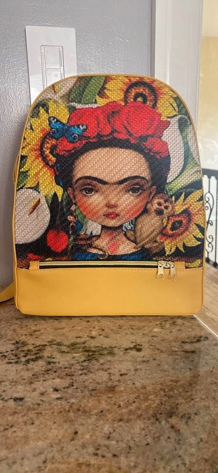 Frida’s Backpack - photo 2