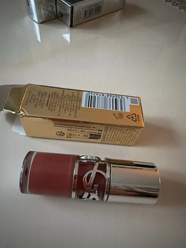 Ysl loveshine lip oil gloss image indicator(3)