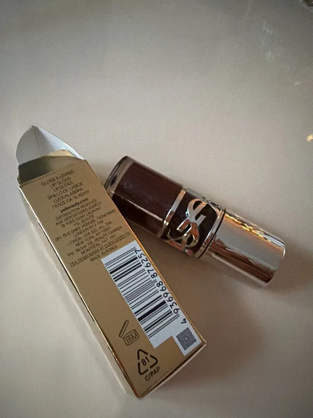 Ysl loves one plumping lip oil gloss image indicator(3)