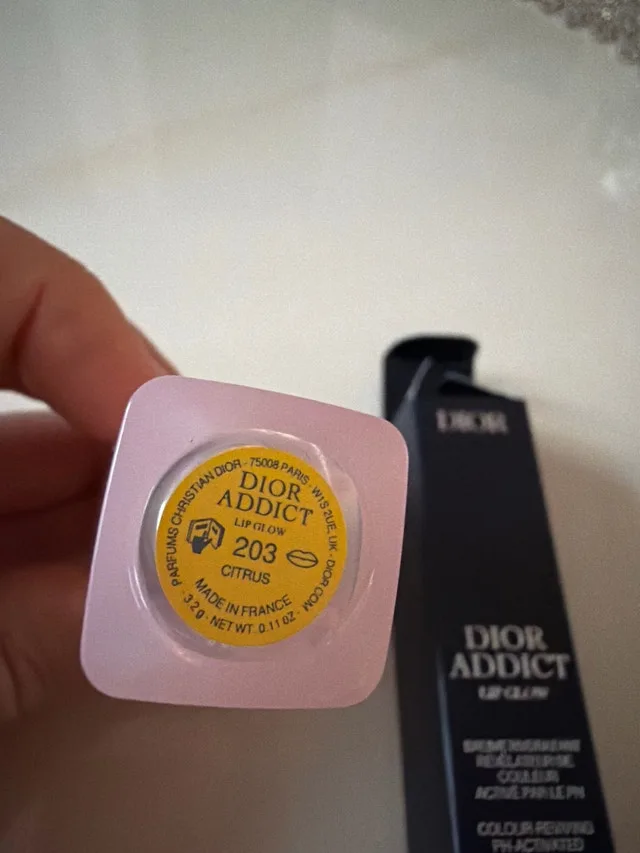 Dior addict lip glow 203 citrus image indicator(3)