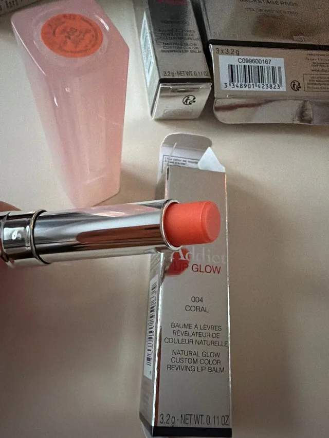 Dior Addict Lip Glow Backstage image indicator(3)