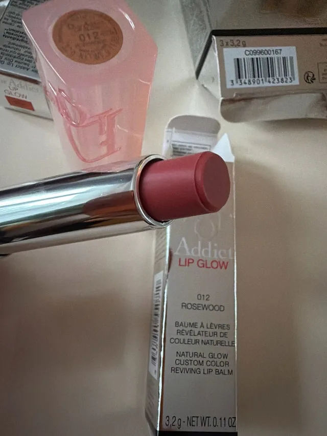 Dior Addict Lip Glow Backstage image indicator(4)