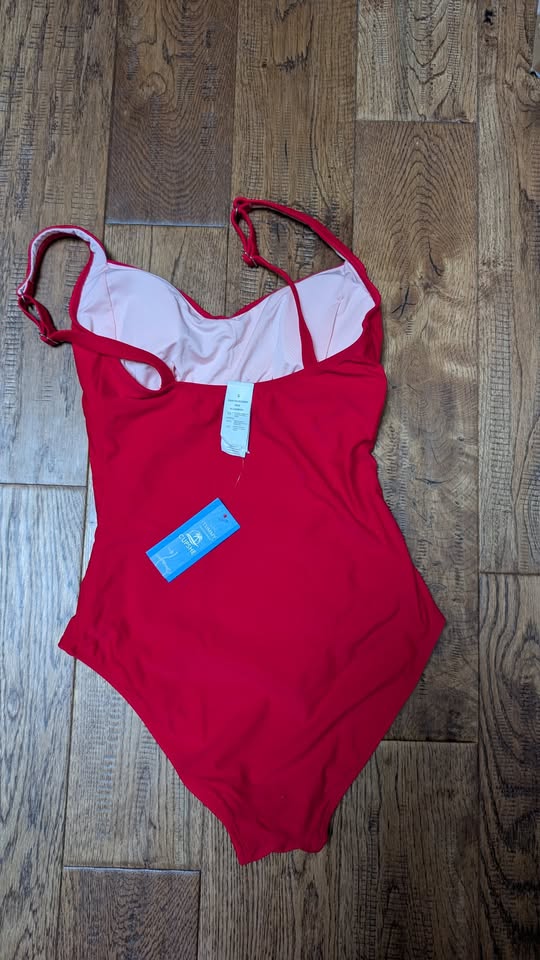 *NEW* (M or L)CUPSHE Red Ruched Tummy Control One-Piece - photo 3