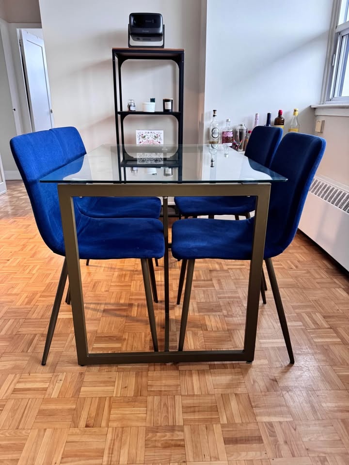 Glass top dining table + 4 chairs - photo 2