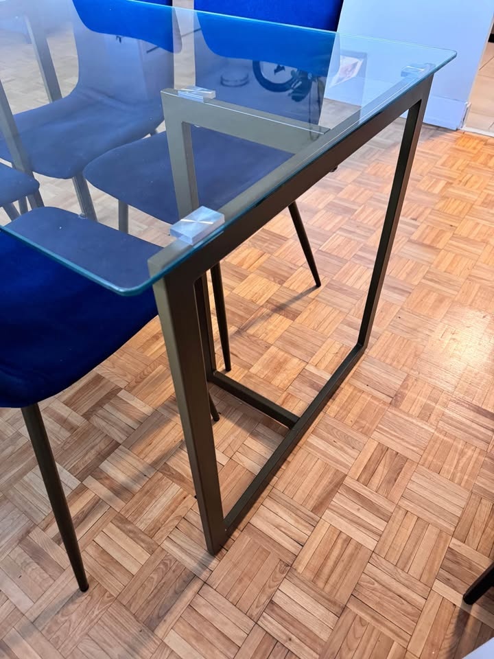 Glass top dining table + 4 chairs - photo 3