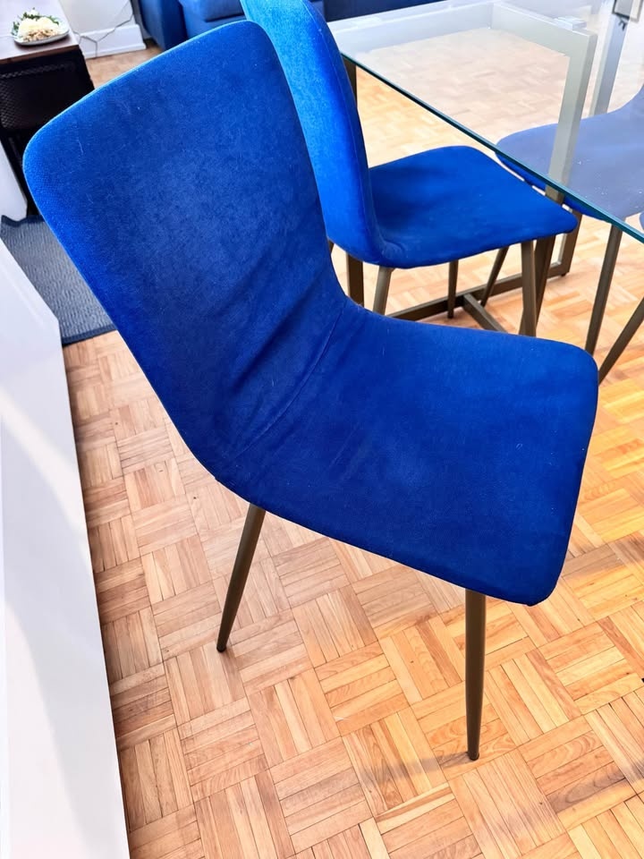 Glass top dining table + 4 chairs - photo 4