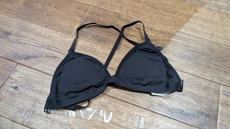 *NEW* (S) Capezio Womens Deep Neck Clear Back Bra - photo 2