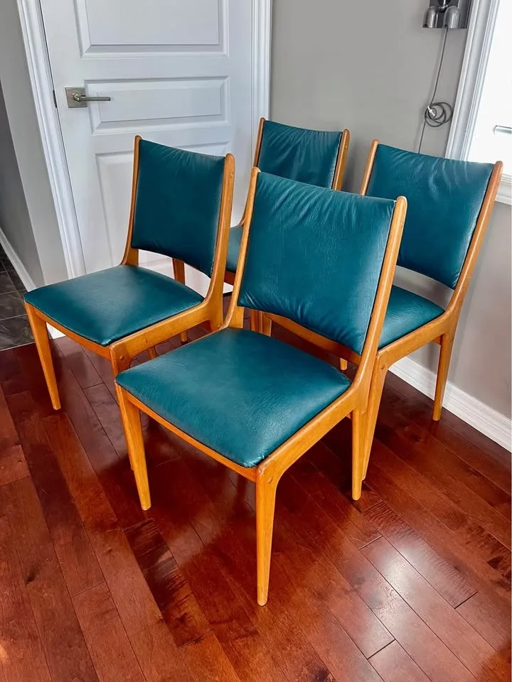 4x Danish teak chair by Johannes Andersen