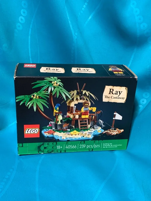 LEGO Ray the Castaway 40566