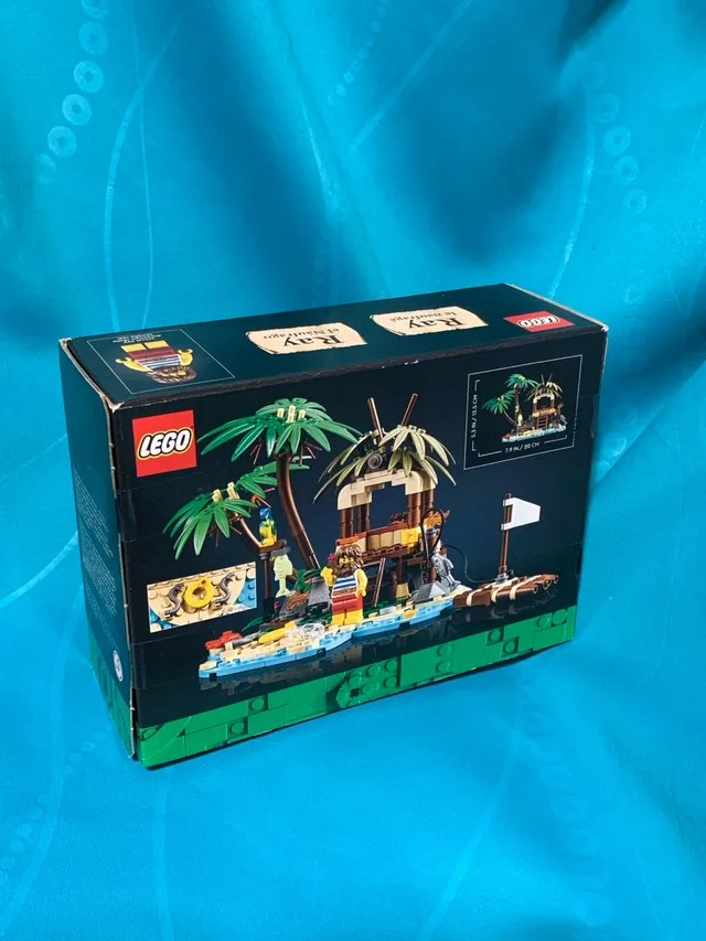 LEGO Ray the Castaway 40566 image indicator(2)