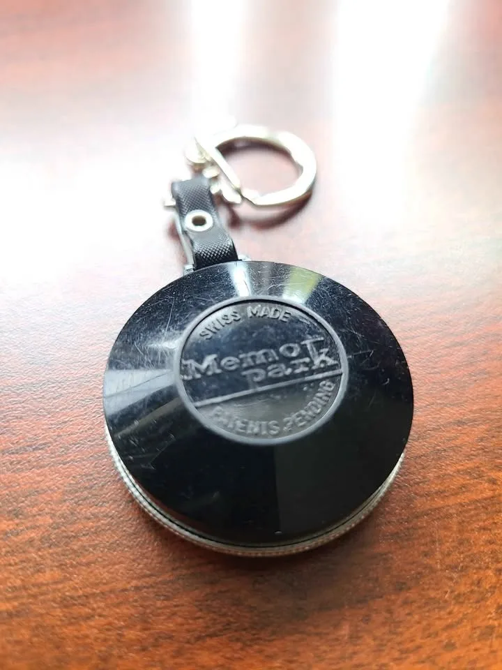 Vintage 1970'S Swiss made Memo Park parking timer keychain image indicator(9)