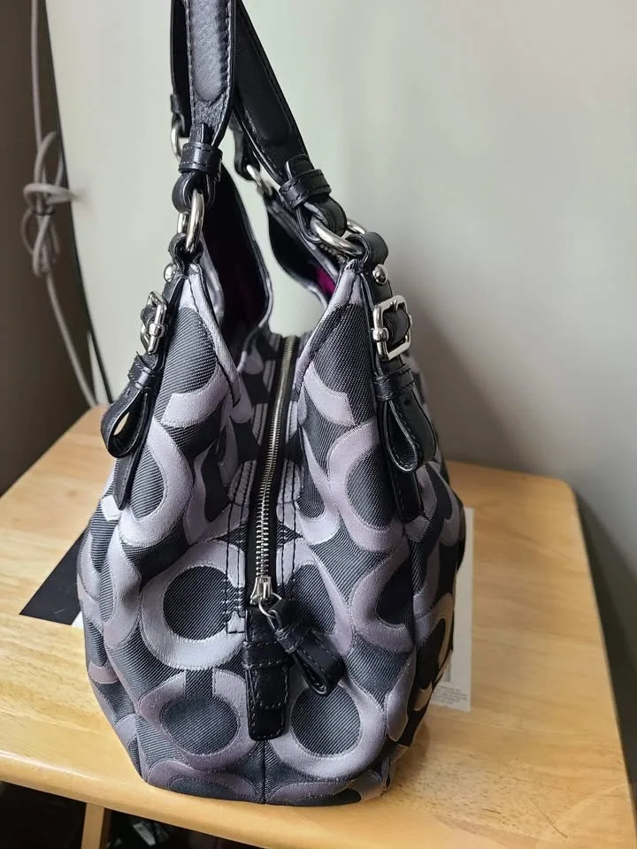 Coach Purse + 3 Wallets Set - New image indicator(6)