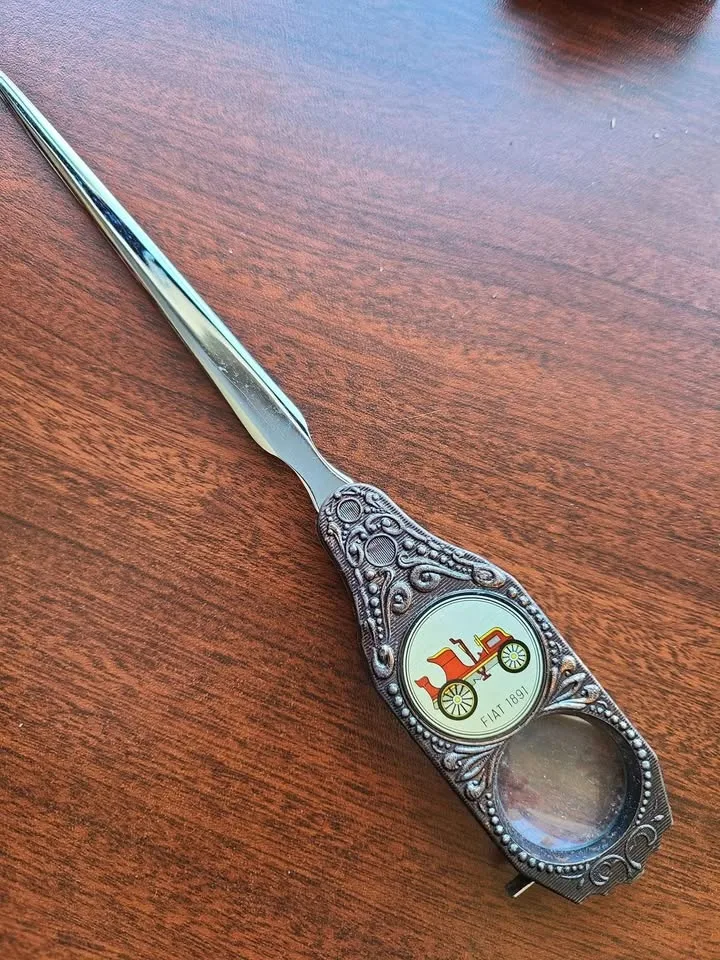 2 Vintage Letter Openers image indicator(3)