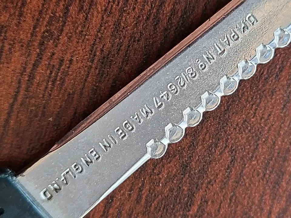 2 Vintage Letter Openers image indicator(10)