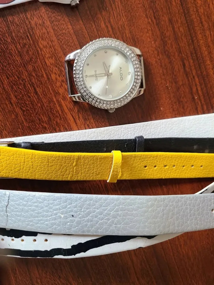 6 Watches: Aldo, Zeon, Coke + 3 Digital - Needs Batteries image indicator(5)