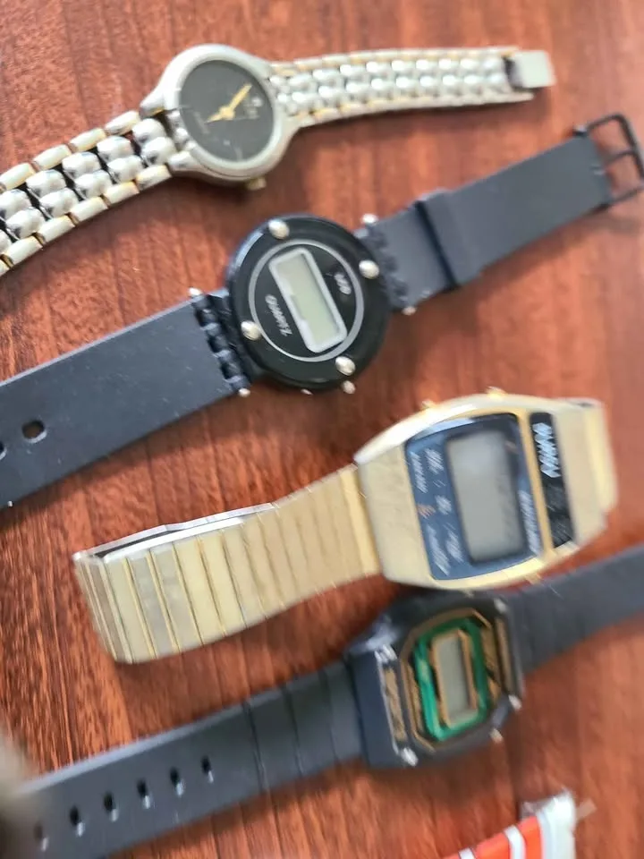 6 Watches: Aldo, Zeon, Coke + 3 Digital - Needs Batteries image indicator(9)