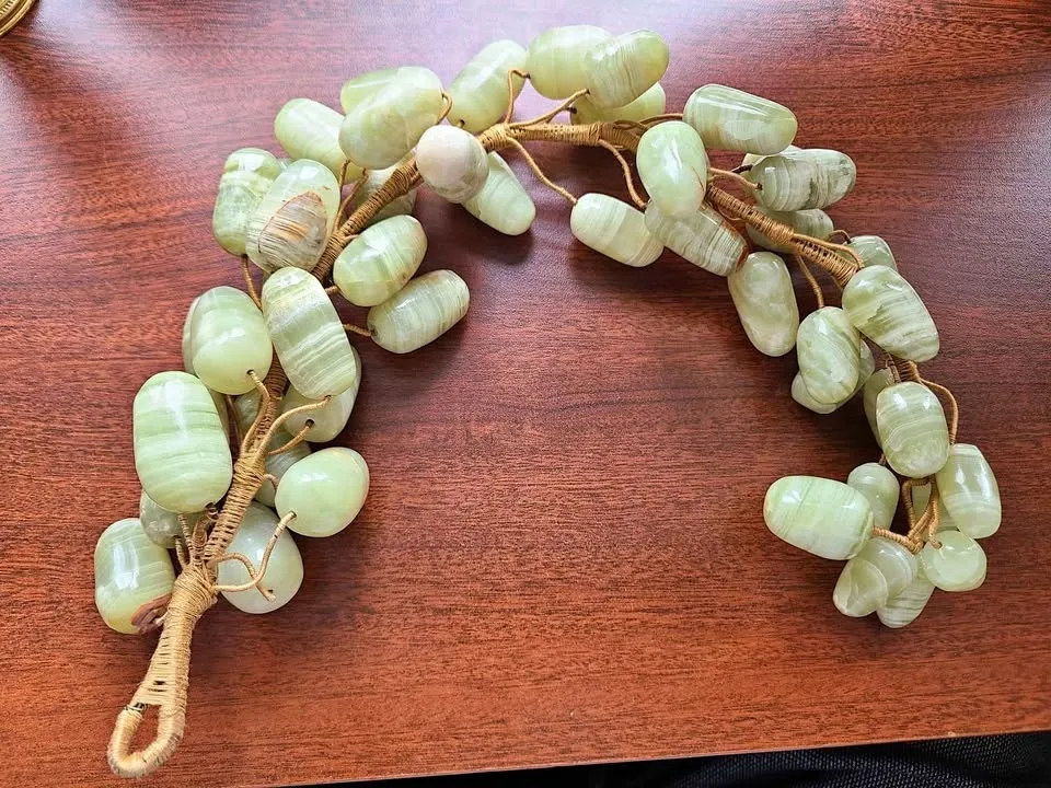 Onyx Grapes - extra long