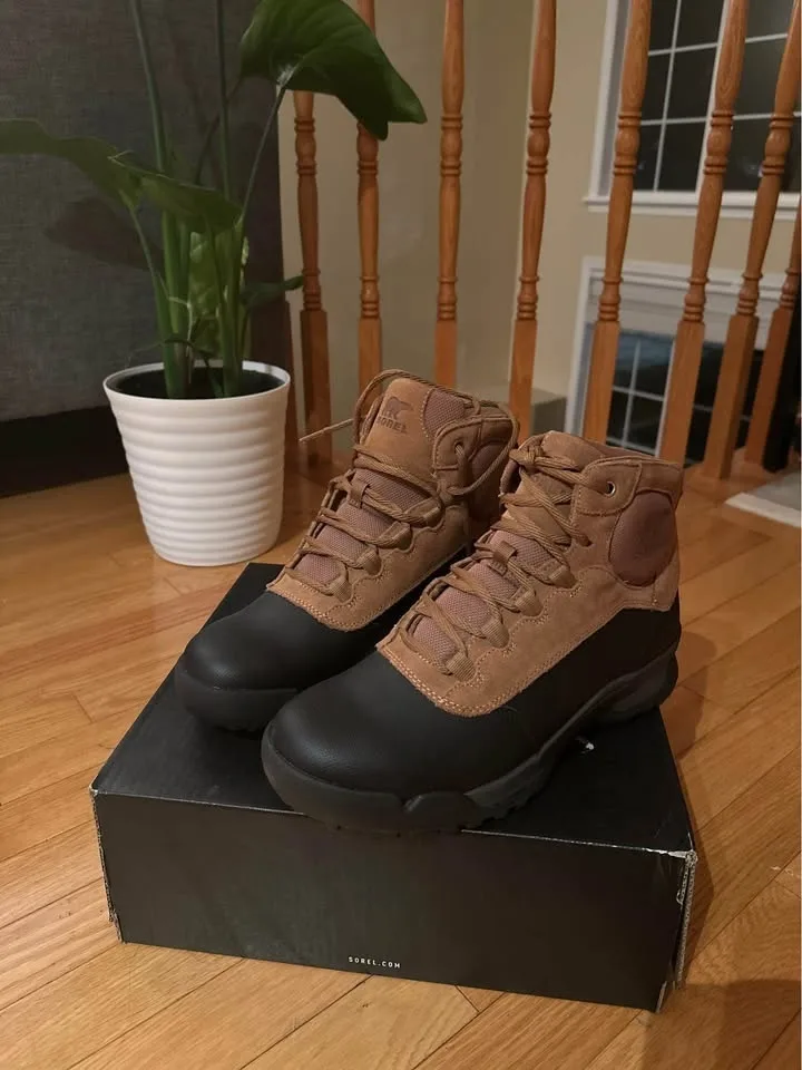 Still in the box, winter shoes sorel image indicator(3)