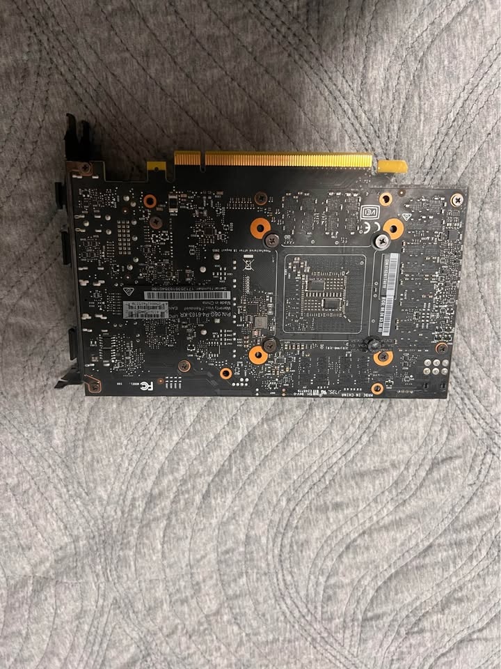 EVGA GTX 1060 - photo 2