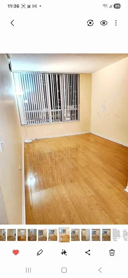 North York Center Master bedroom for rent image indicator(4)