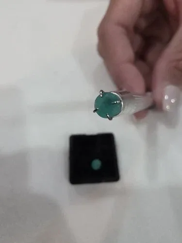 Smerald Natural Colombian image indicator(3)