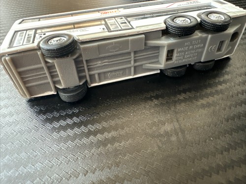 KMB Bus Model, White Double-Deck Bus - photo 3