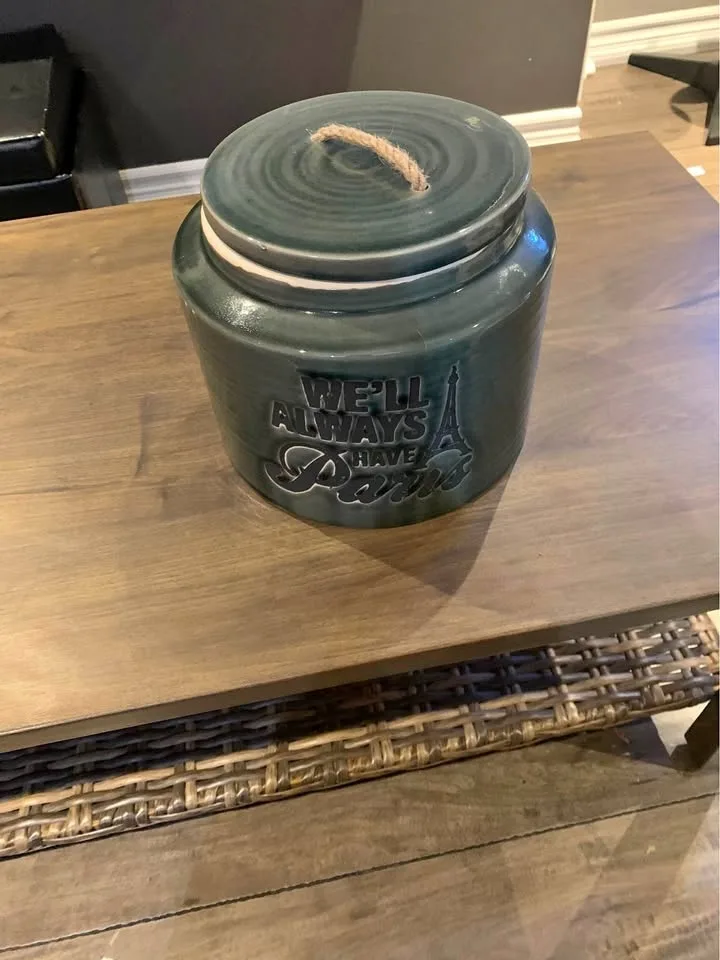 Vintage Treasure Craft Cookie Jar