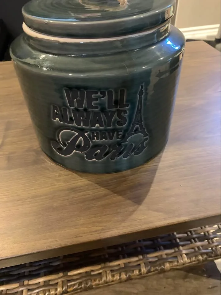 Vintage Treasure Craft Cookie Jar image indicator(2)