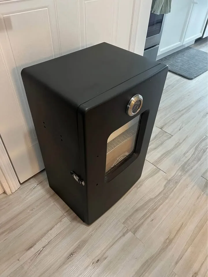 Landmann 26” Electric Smoker image indicator(4)