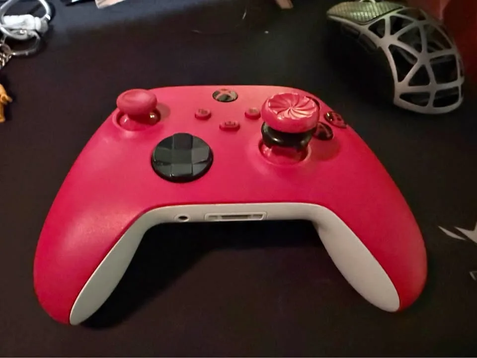 Xbox Controller Red | With 1 Control Freak