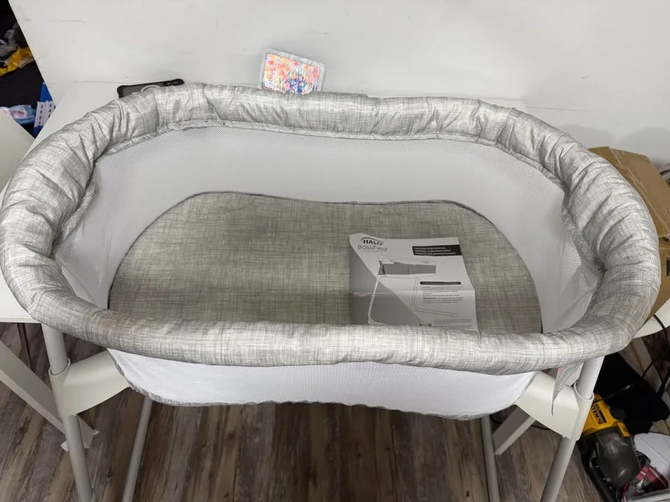 HALO Baby Bassinet, BassiNest Flex image indicator(4)