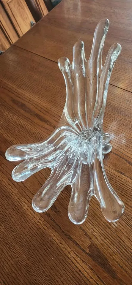 Torre and Tagus Faceted Glass Sculpture image indicator(3)