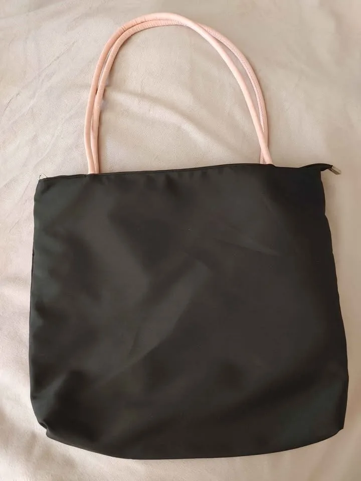 Kitty Tote Bag with Pink Handles image indicator(2)