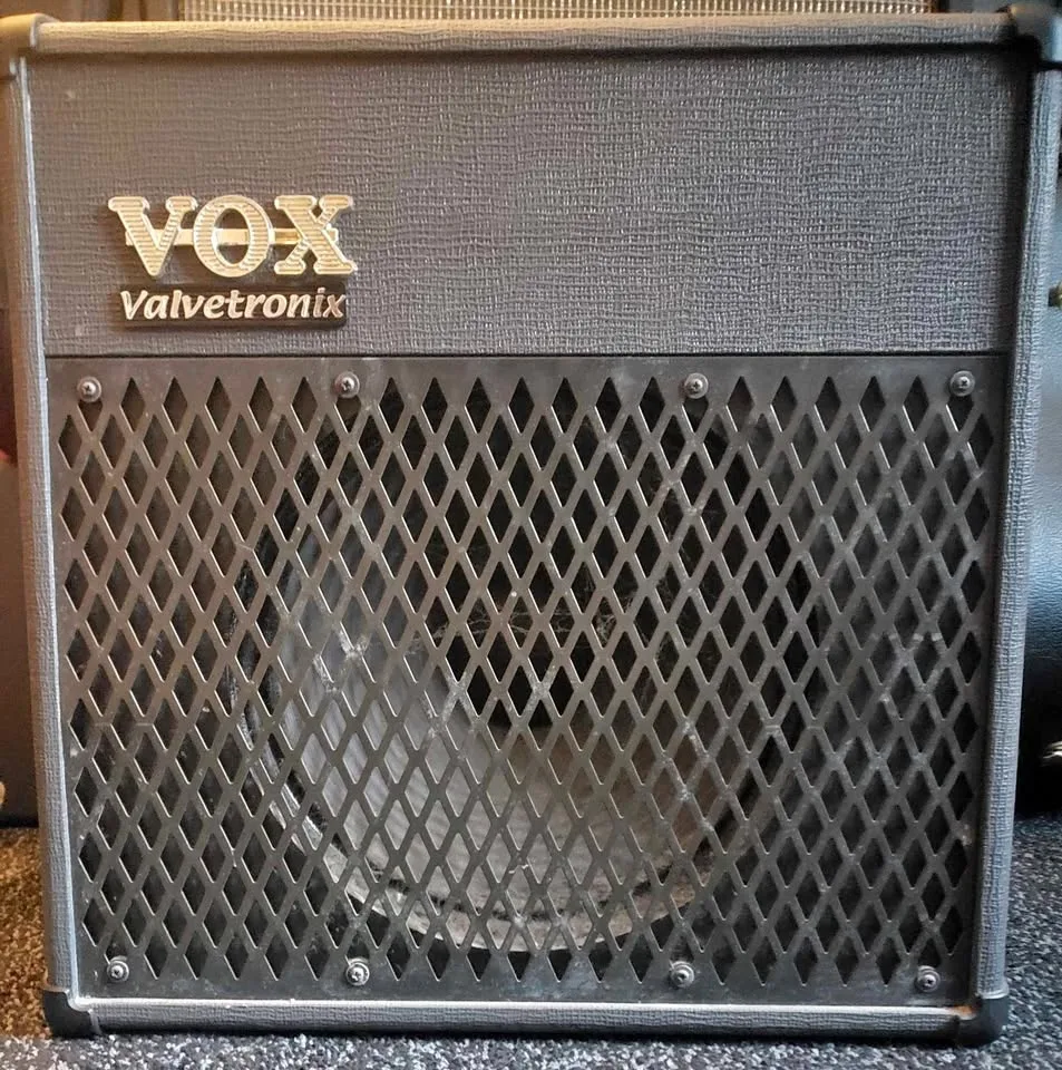 Vox Valvetronix AD30VT-XL Guitar Amp