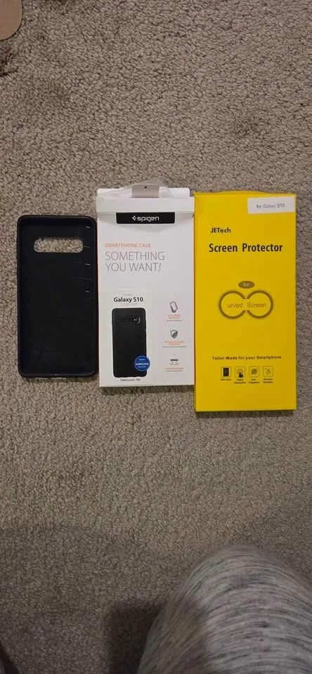 Samsung Galaxy S10 Case/Screen Protector
